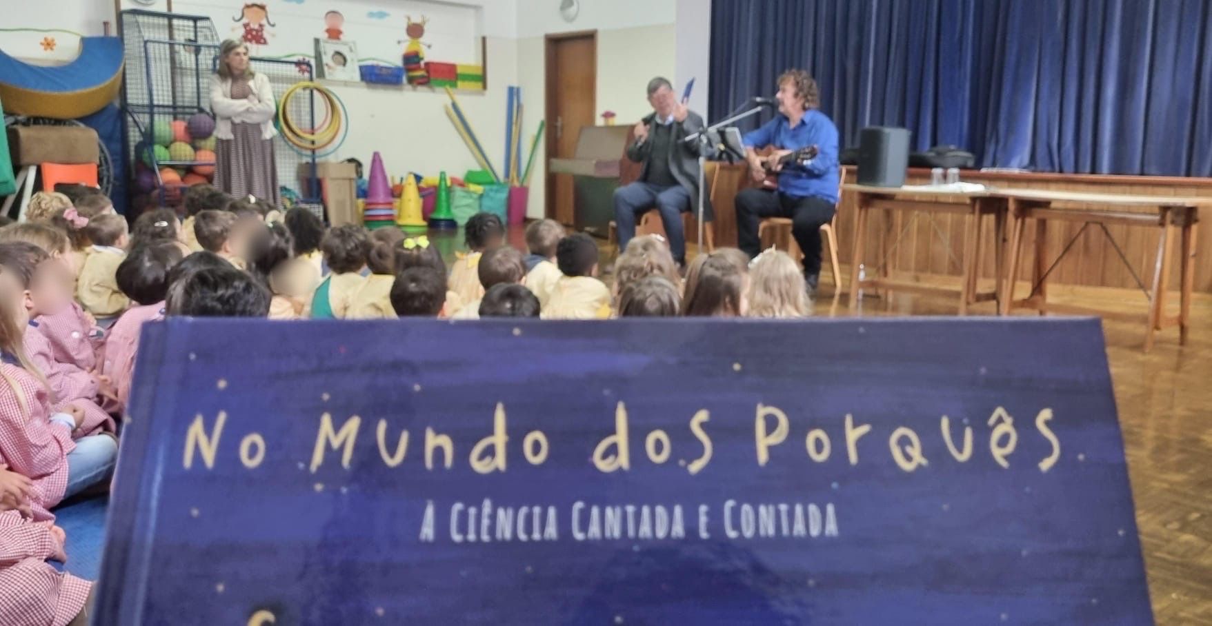 No Mundo dos Porquês
